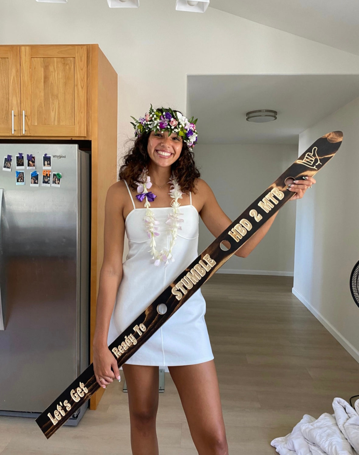Holiday Gift & Event Shot Ski