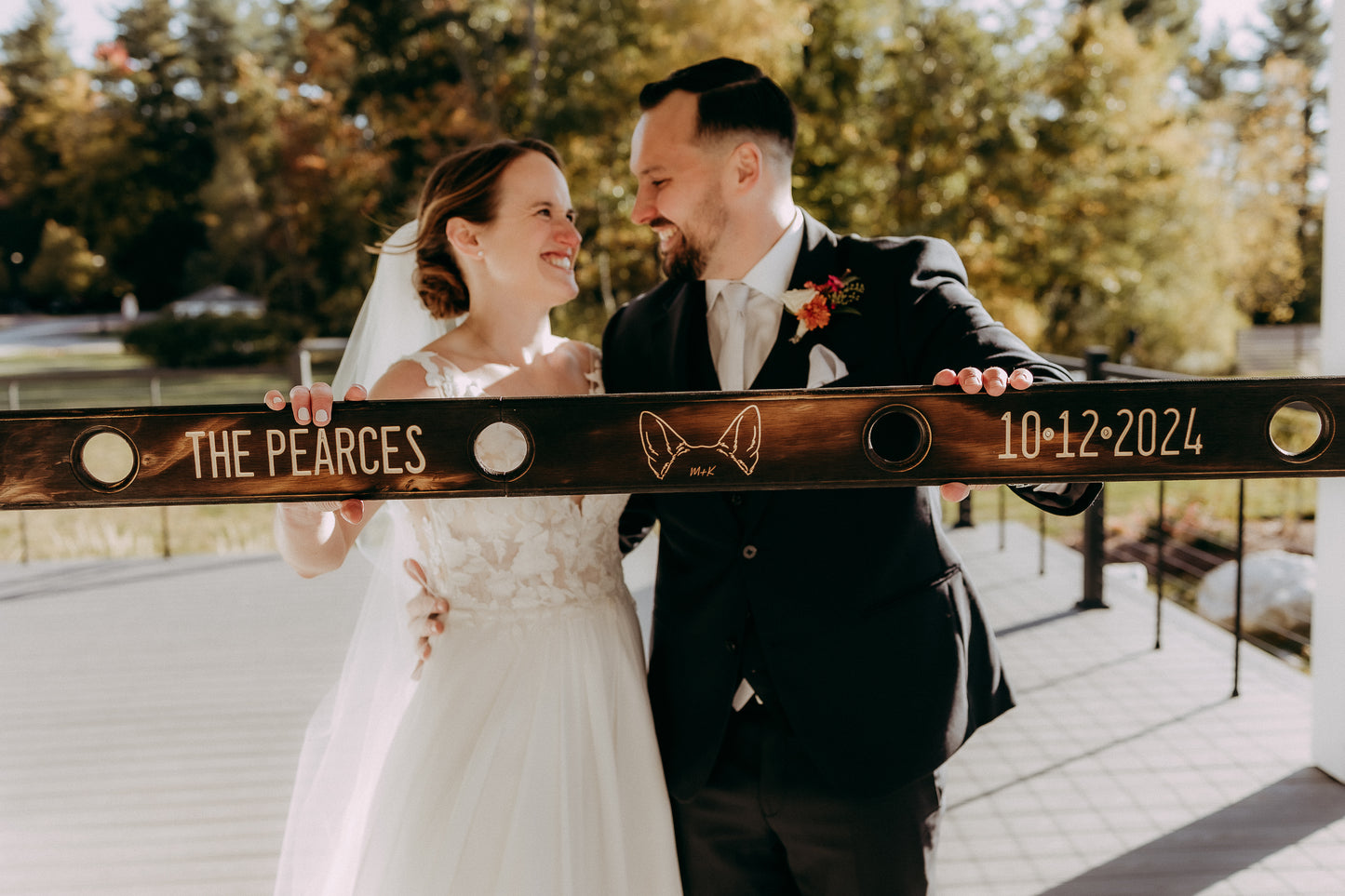 Large Wedding Shot Ski