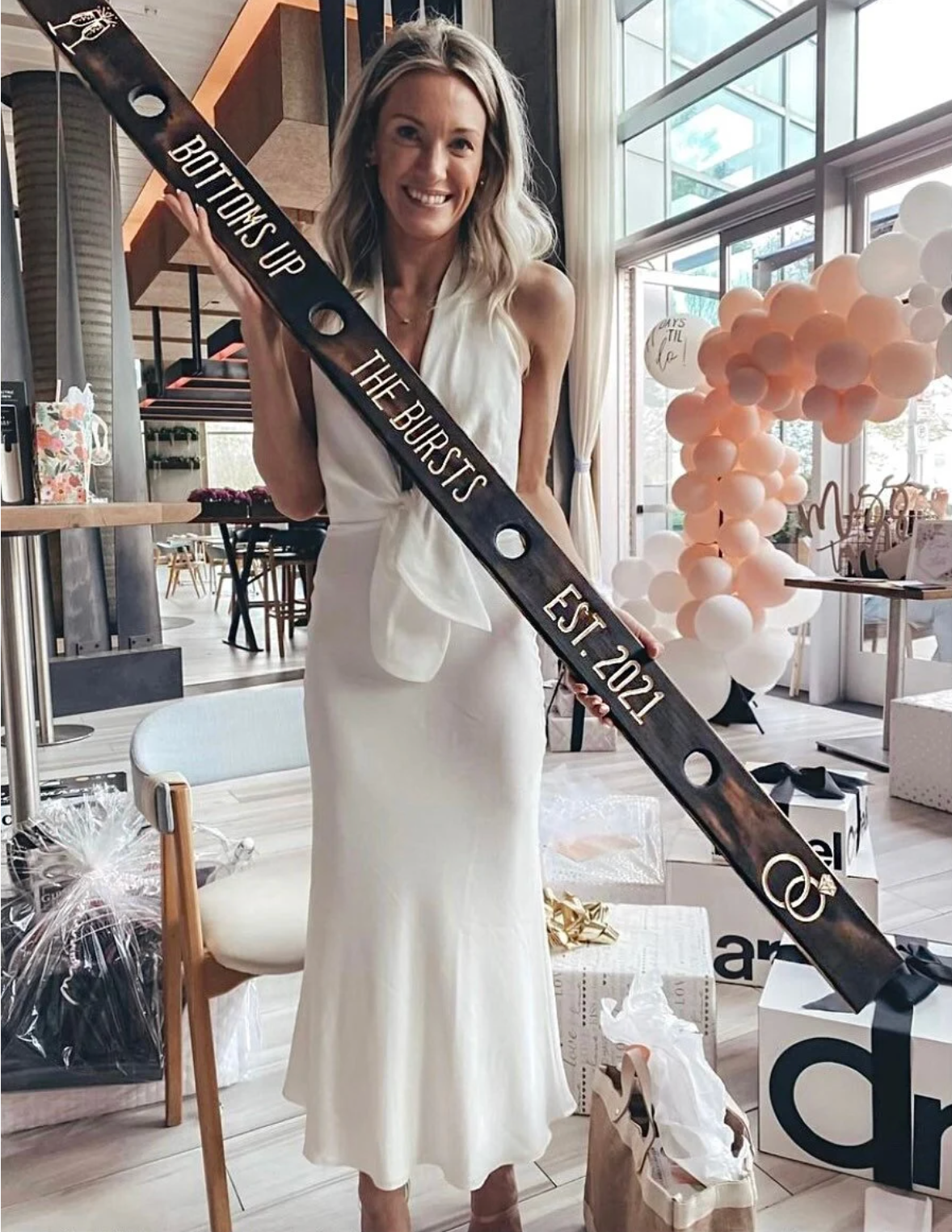 Large Wedding Shot Ski