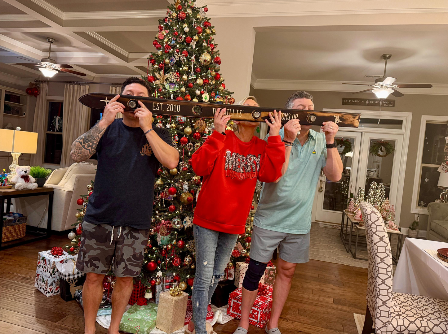 Large Holiday Shot Ski – A Versatile Après Ski Party & Holiday Gift